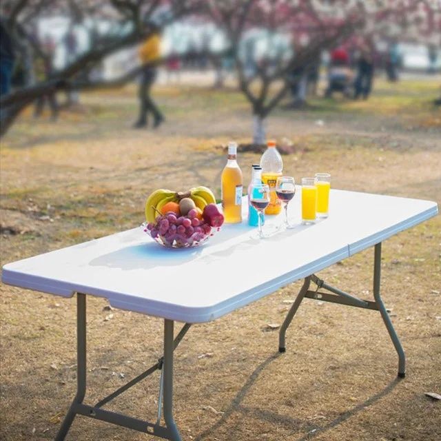 Продам кухонный стол