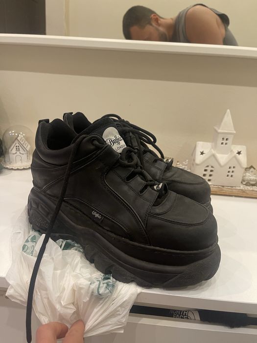 Обувки buffalo 44-45