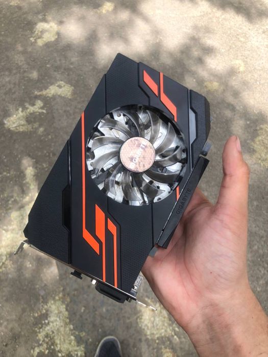 Gigabyte GV-N1030OC-2GI GDDR5