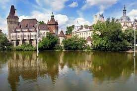 Будапеща - кралицата на Дунав с автобус