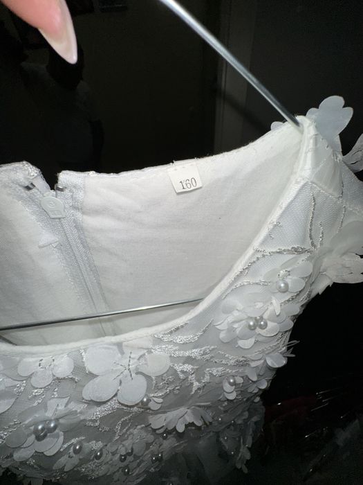 Продавам рокли