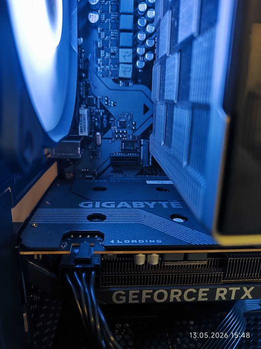 Геймърски Ryzen 7 7800X3D, RTX 5050 8GB, RAM 32GB DDR5