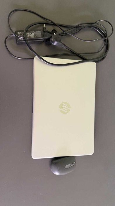 Ноутбук HP 15s-fq1122ur