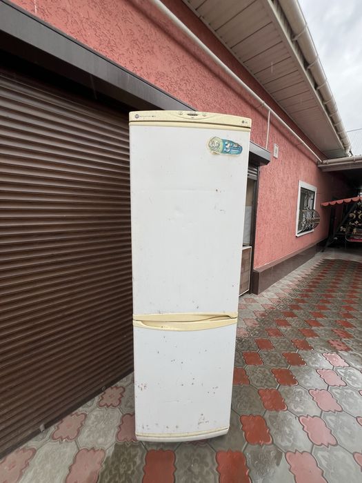 Срочно продается холодильник