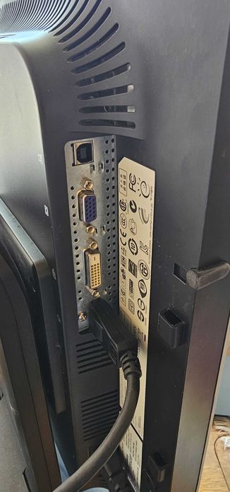 Монитор - HP Compaq LA1905wg