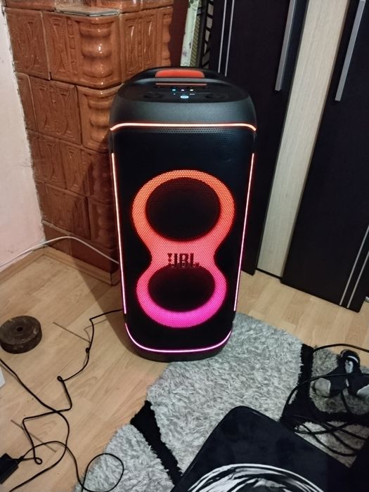Jbl partybox 720