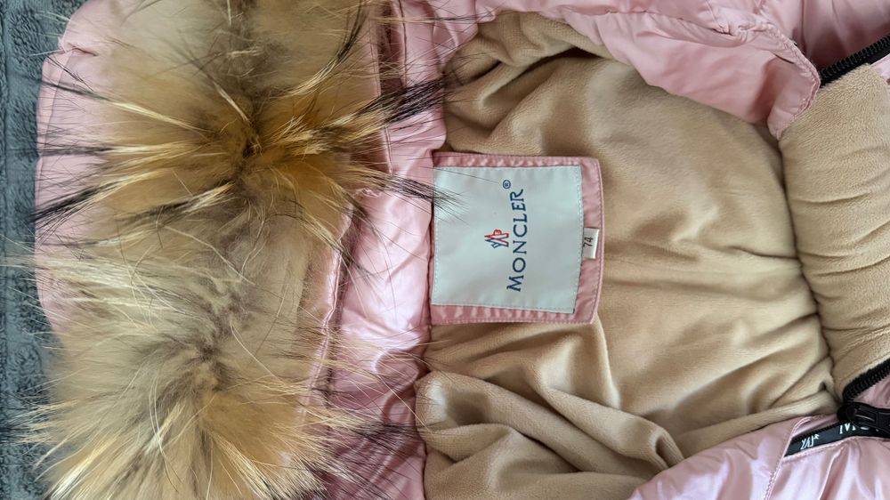 Зимний комбинезон для девочки