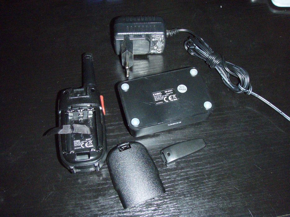 Statie radio portabila Exibel FX-250 446Mhz PMR + dock incarcare