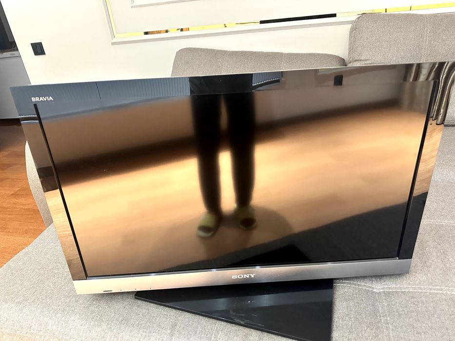 телевизор Sony. Model; KDL-32EX600