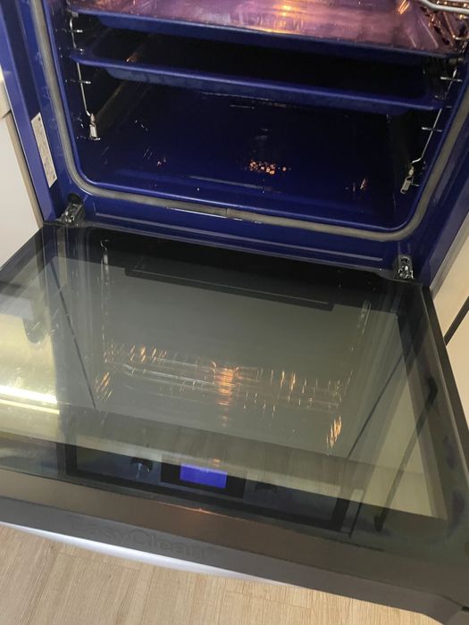 Встраиваимая духовка