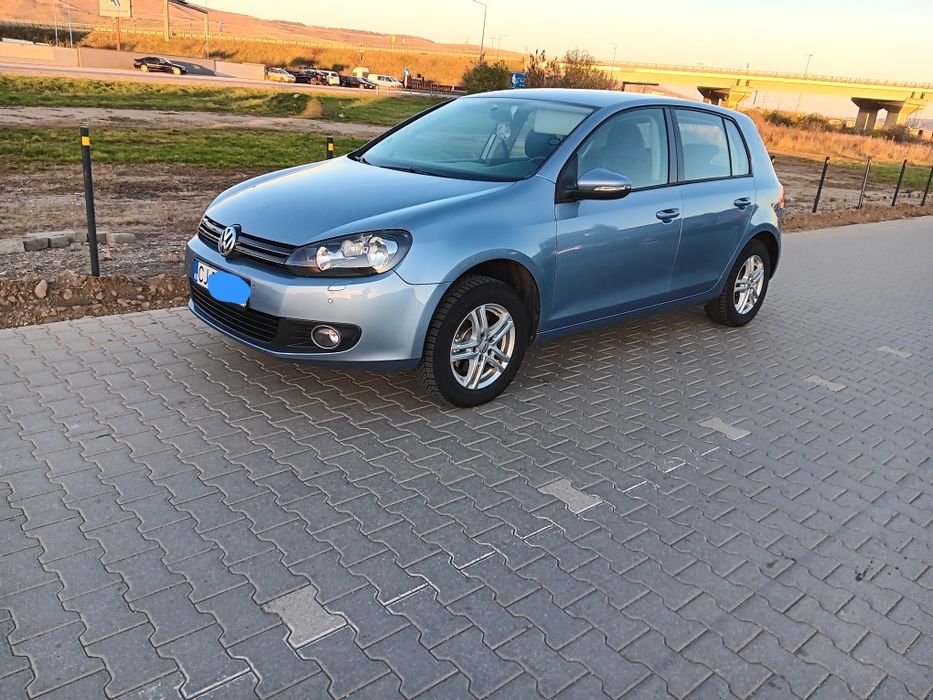 Vand vw golf 6 1.6 MPI an stare f bună
