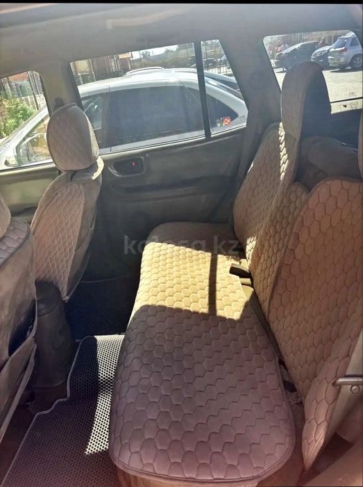 Продам машину Санта фе