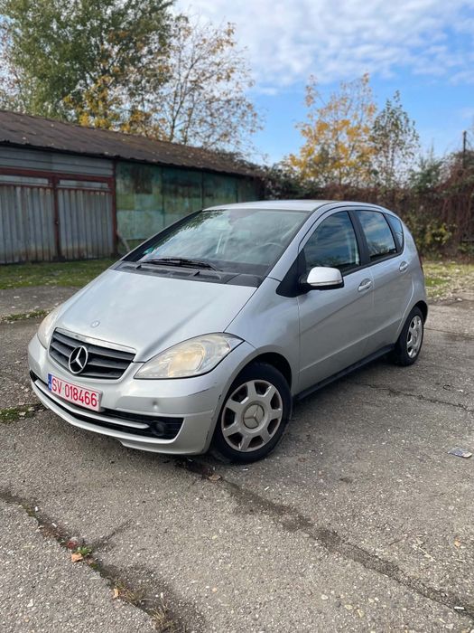 Vând Mercedes A180 2010