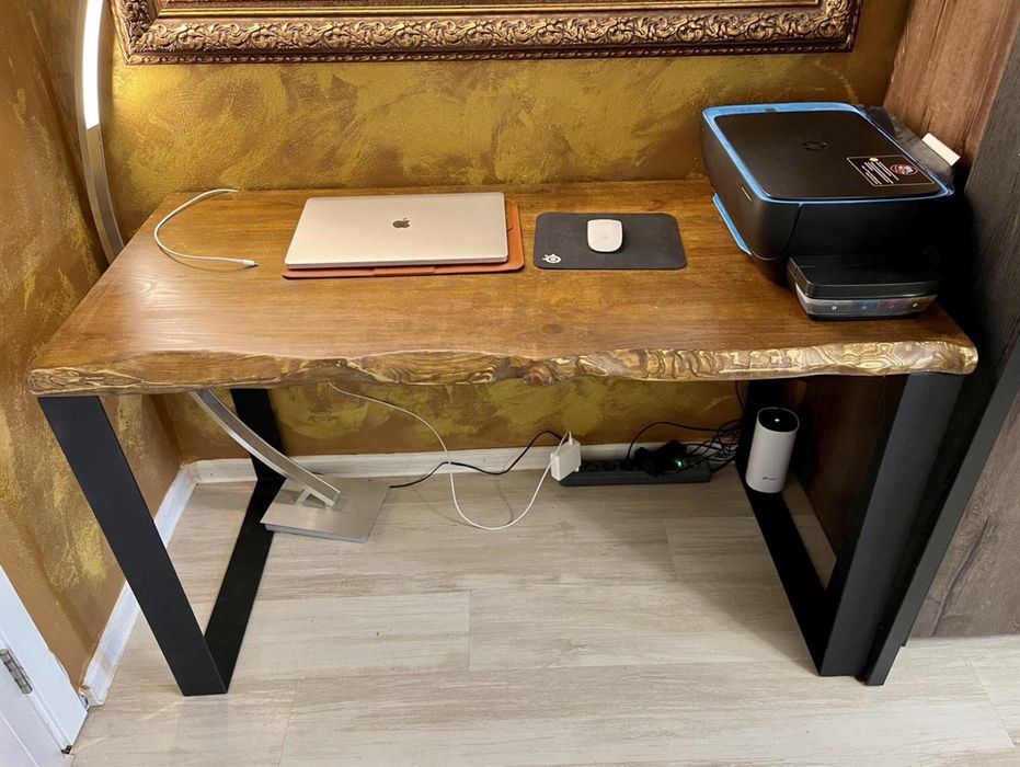 Бюро от масивна дървесина,ян естествени извивки РЕАЛНИ ЦЕНИ УНИКАТИ