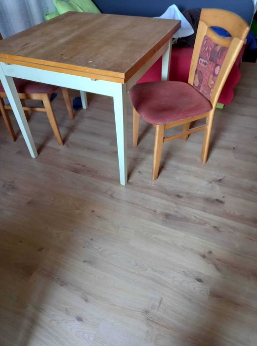 Кухненски диван .Маси и столове