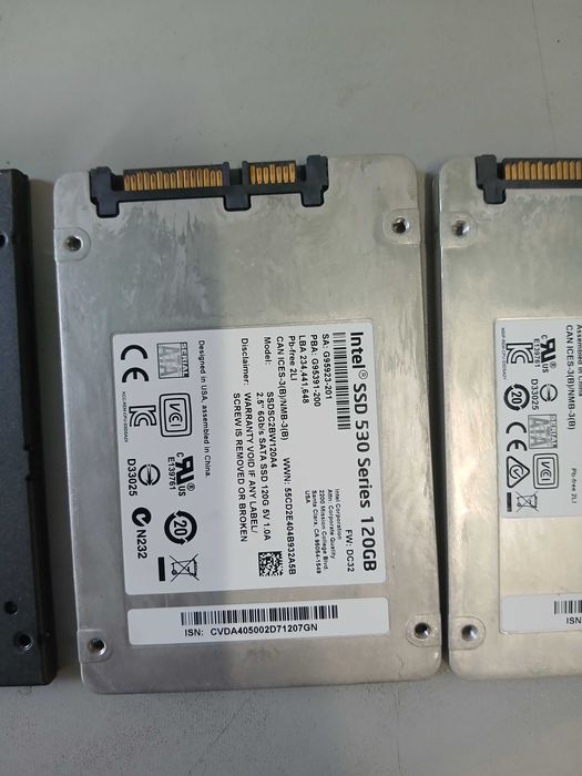 Продавам видеокарта Asus GTX 1060 3gb Захранване Thermaltake 700W SSD Intel 120gb