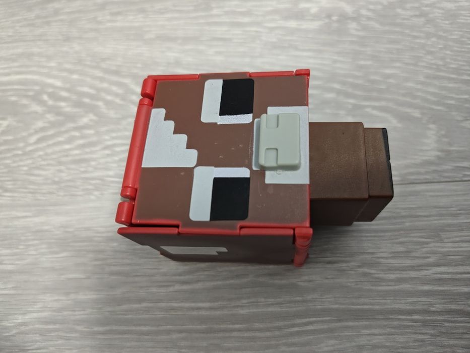 Minecraft Flippin' Figs Minecraft 2 In 1 Mooshroom , Cow Figure