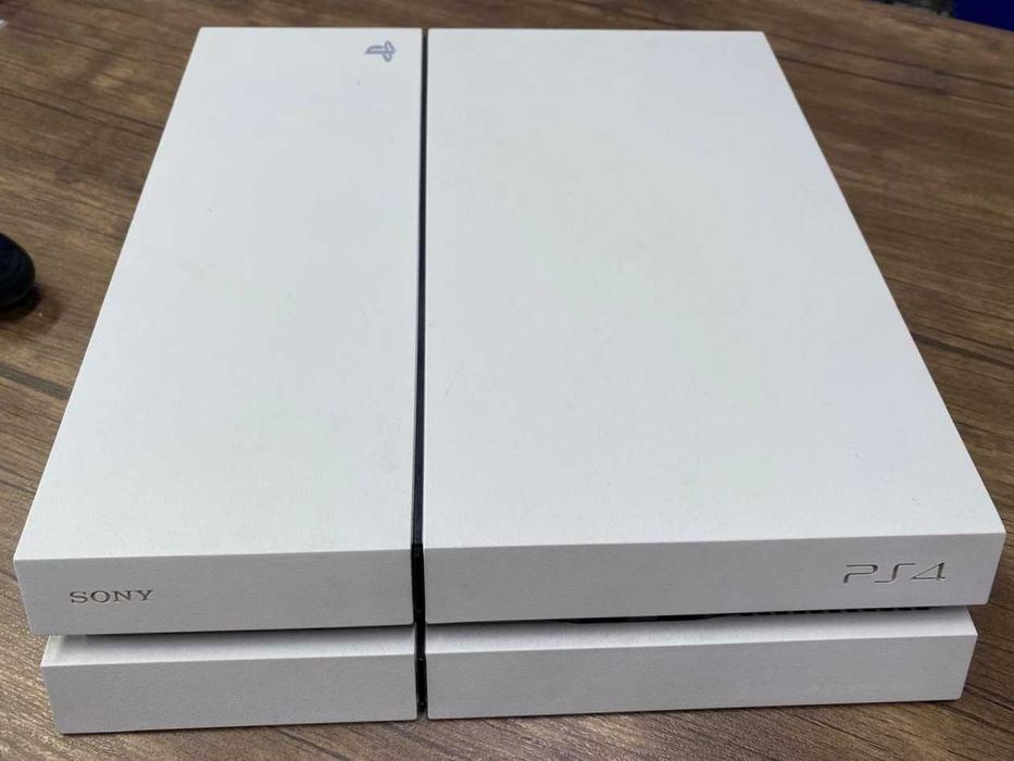 PlayStation 4 Прошитая 2 Геймпада Любые Игры