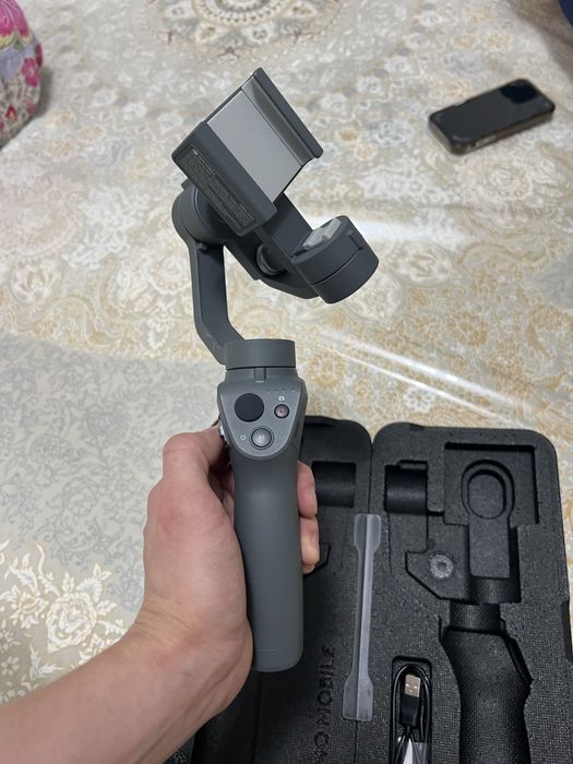 DJI Osmo Mobile стабилизаторы