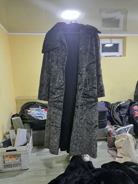 Одежда всё в основном б/у но всё хорошее