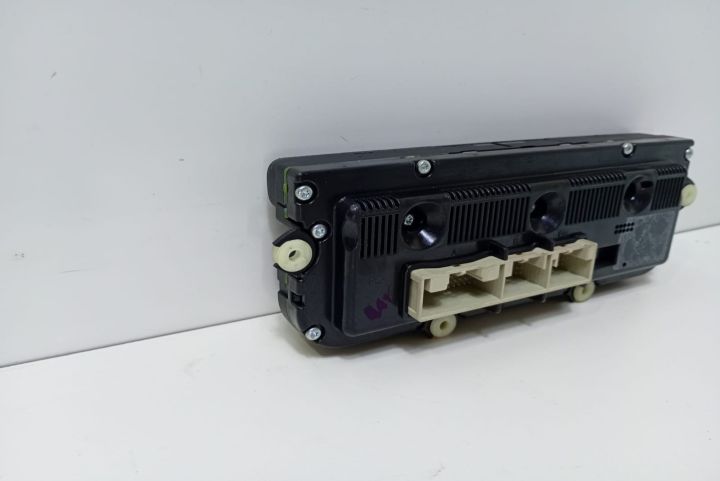 Panou climatronic Volkswagen VW Passat B6