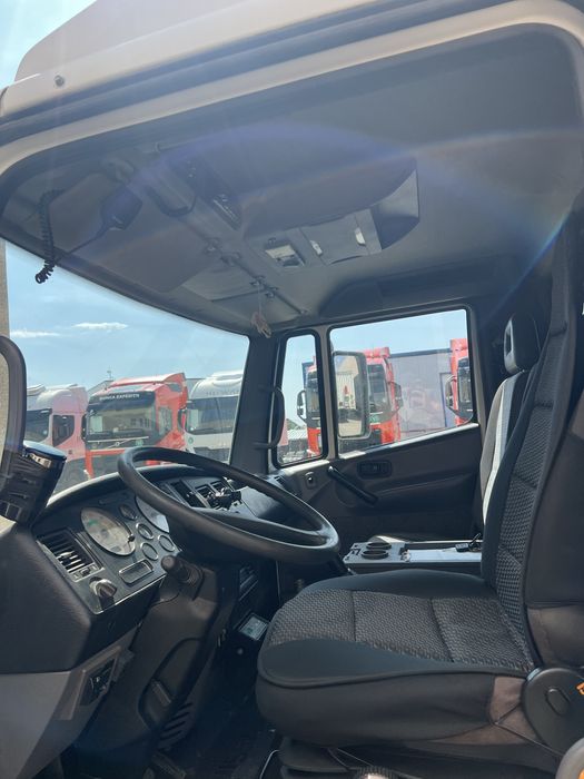 Nissan Atleon 120 2003