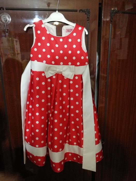 Продам платье на девочку