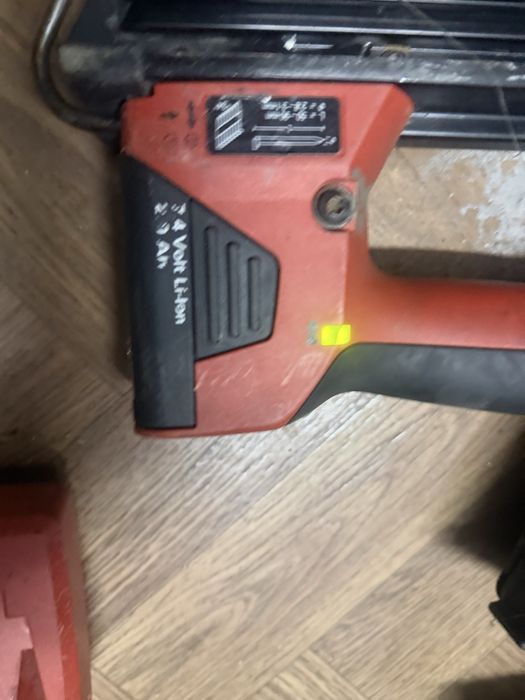 Pistol cuie  Hilti  GX 90-WF CU GAZ
