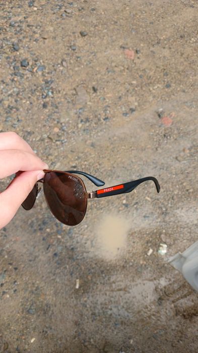 Продам оригинал очки прада