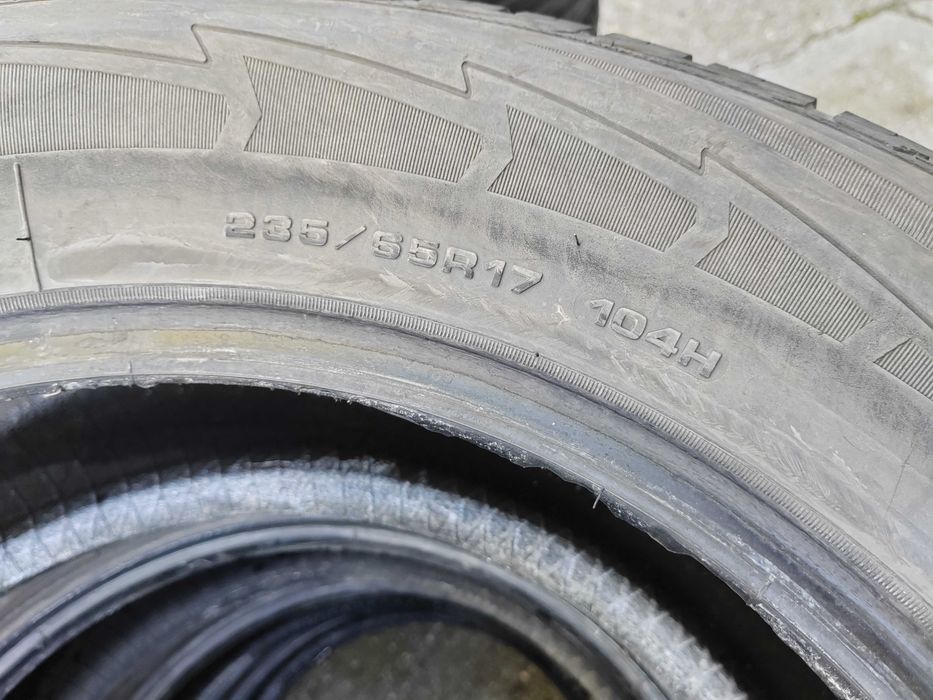 235/65/17 4бр.Goodyear Зимни гуми