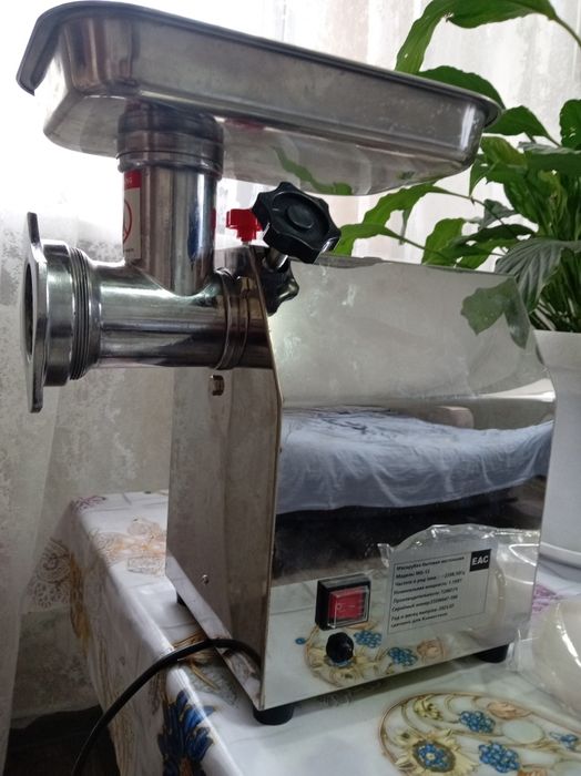 Мясорубка новая..