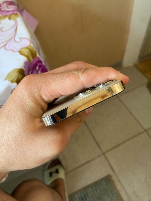 iphone……..13 PRO