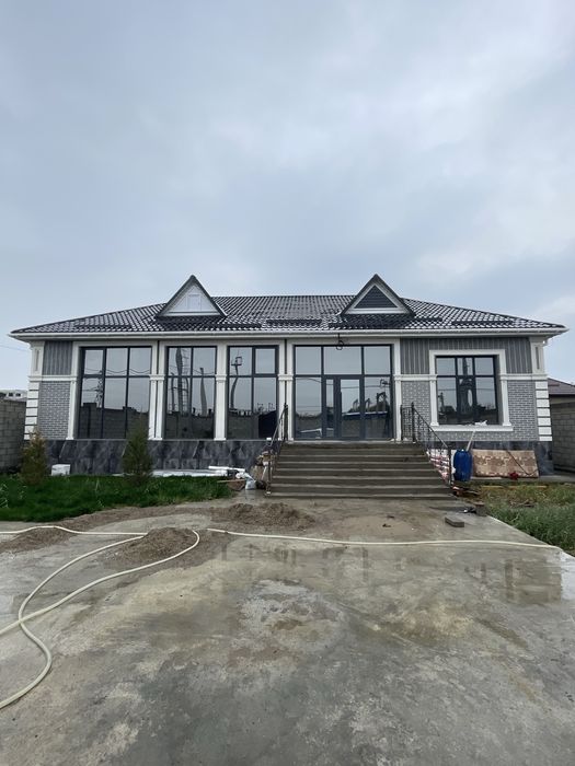 Пластиковые окна и витражей двери