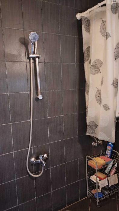 Дава се под наем Къща в с. Поляна, Област Силистра - 200 кв.м за 130000 € - Снимка #18