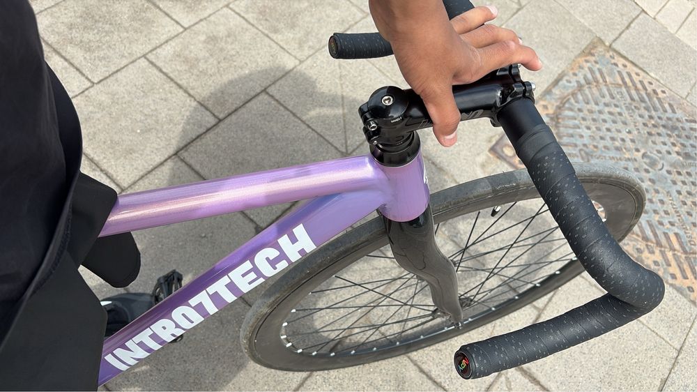 Intro7tech fs 02