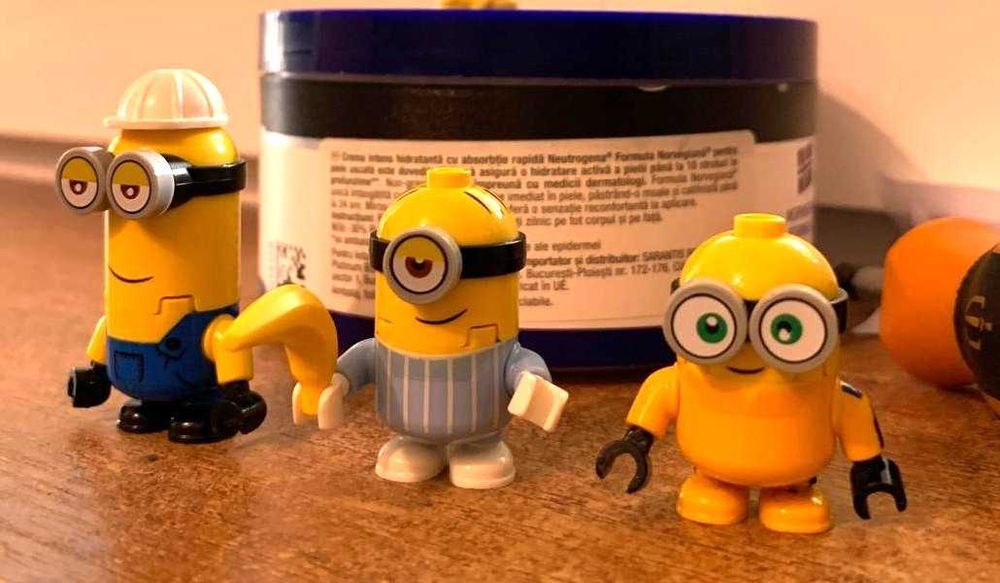 LEGO Minions - Brick-built Minions and their Lair (75551)