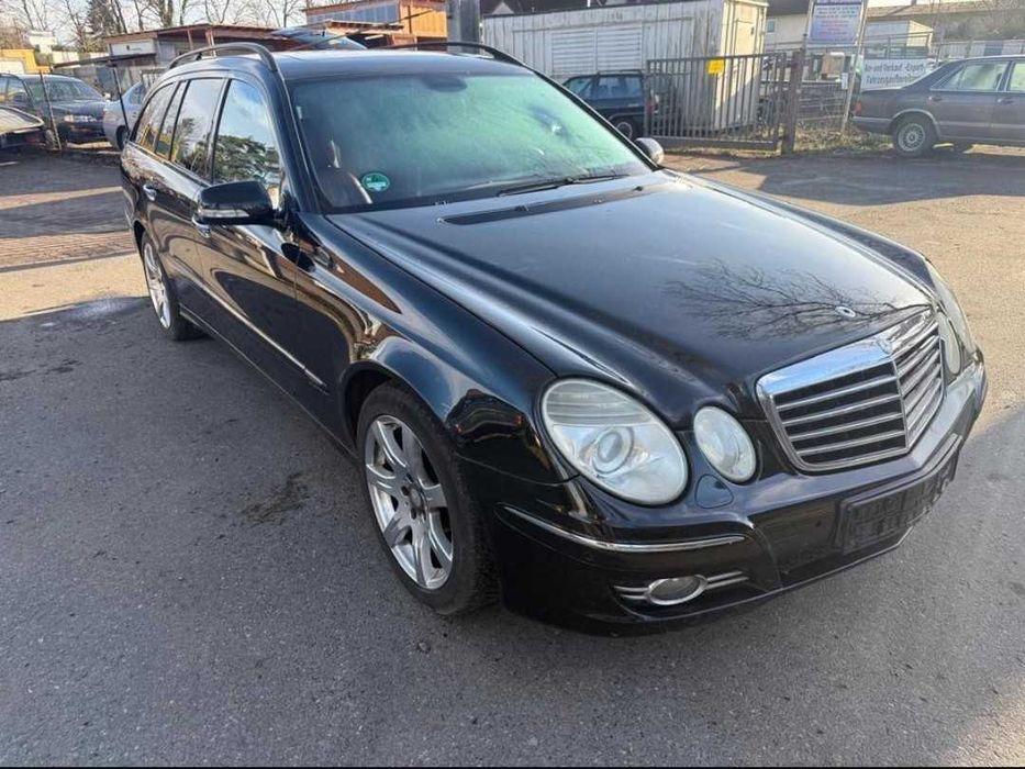 Мерцедес Е Класа 320 CDI Mercedes W211 Facelift Теглич