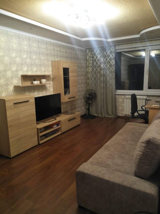 Продам 2 комн.изолир.на две стороны