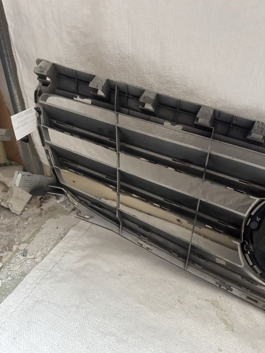 Оригинална решетка Мерцедес Б246 Mercedes B246 W246