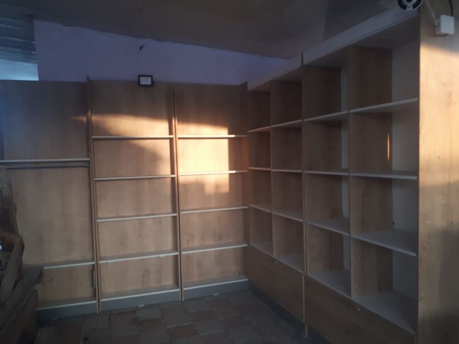 Шкафы,полки,стойки