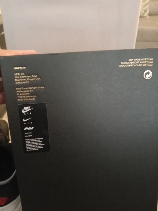 Nike Air Jordan stay loyal 2