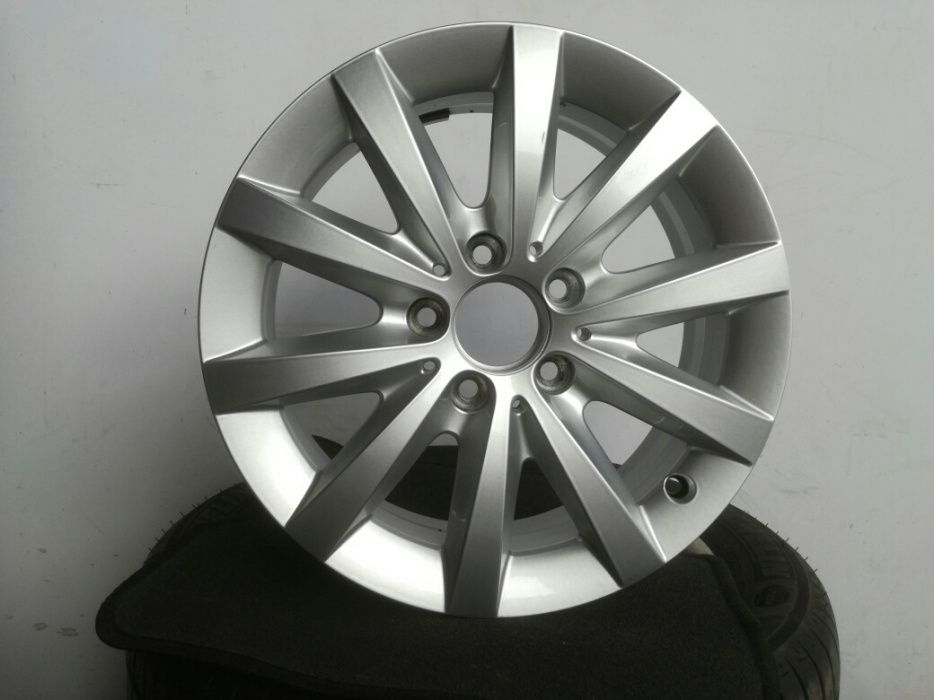 Mercedes, Мерцедес А+В класа 16 цола