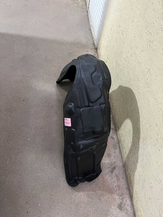 Подкрылок подкрыльник на Лексус ES300/Lexus ES330/ ES350 Toyota Windom