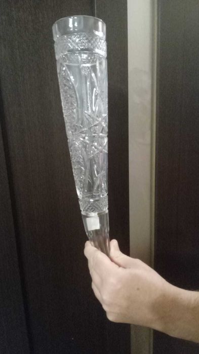Продам бокал в виде хрустального Рога