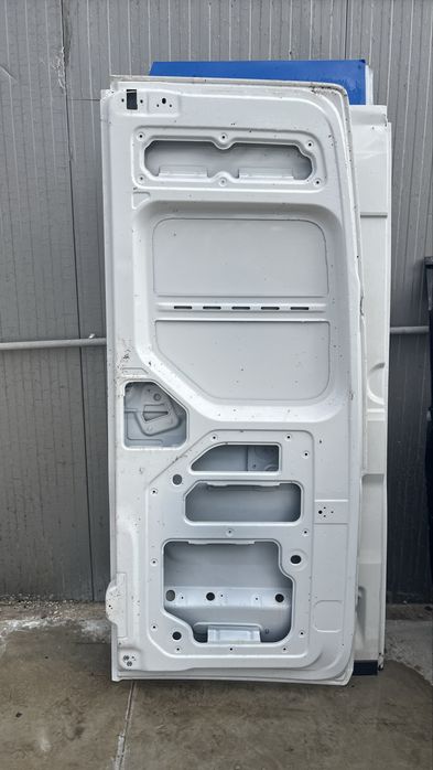 4 броя Volkswagen Crafter задна дясна врата
