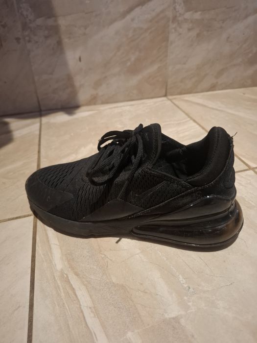 Обувки nike 270C