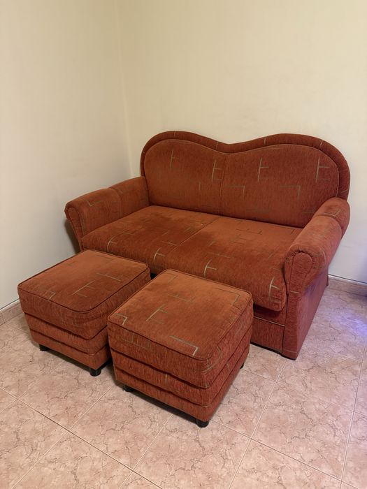 Двуместен диван с две табуретки – брик (керемиден цвят)