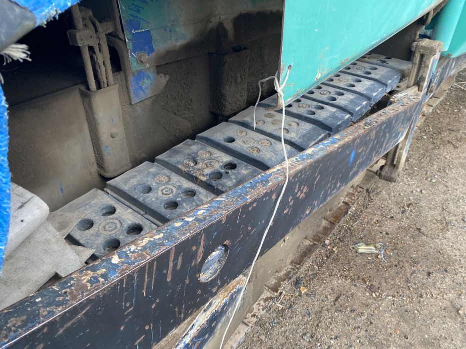 Продам асфальтоукладчик