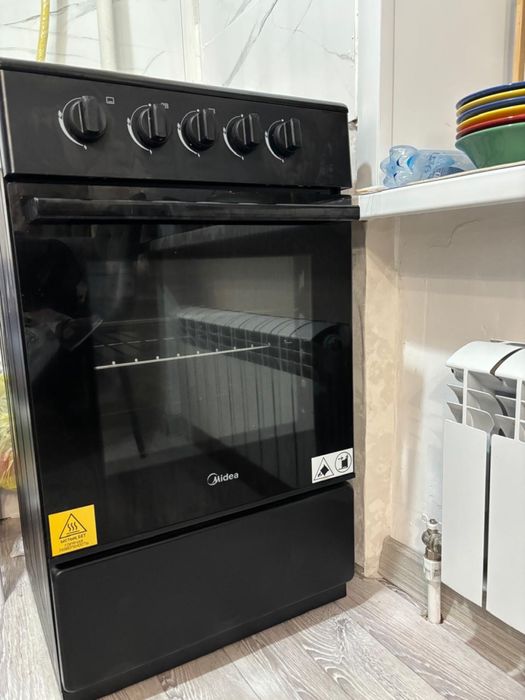 Продам газовую плиту 70 000