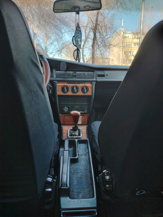 Продам Мерседес 190Е